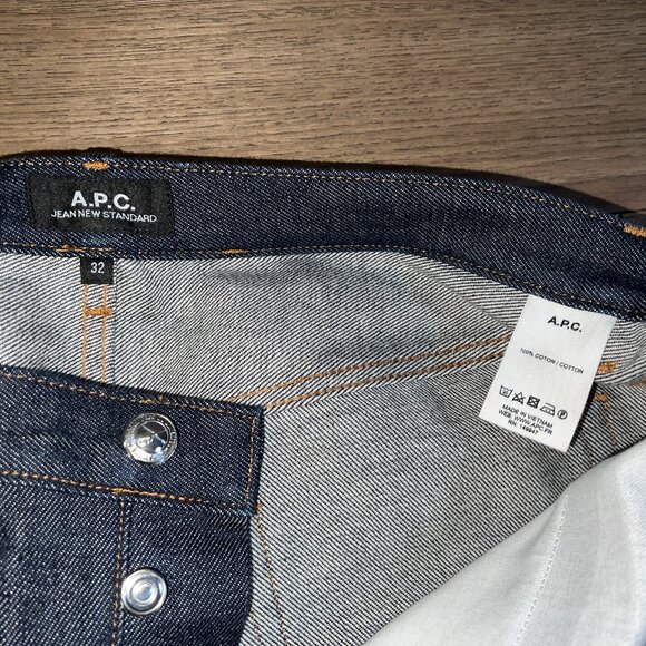 A.P.C. New Standard Jeans Size 32 - Picture 8 of 8